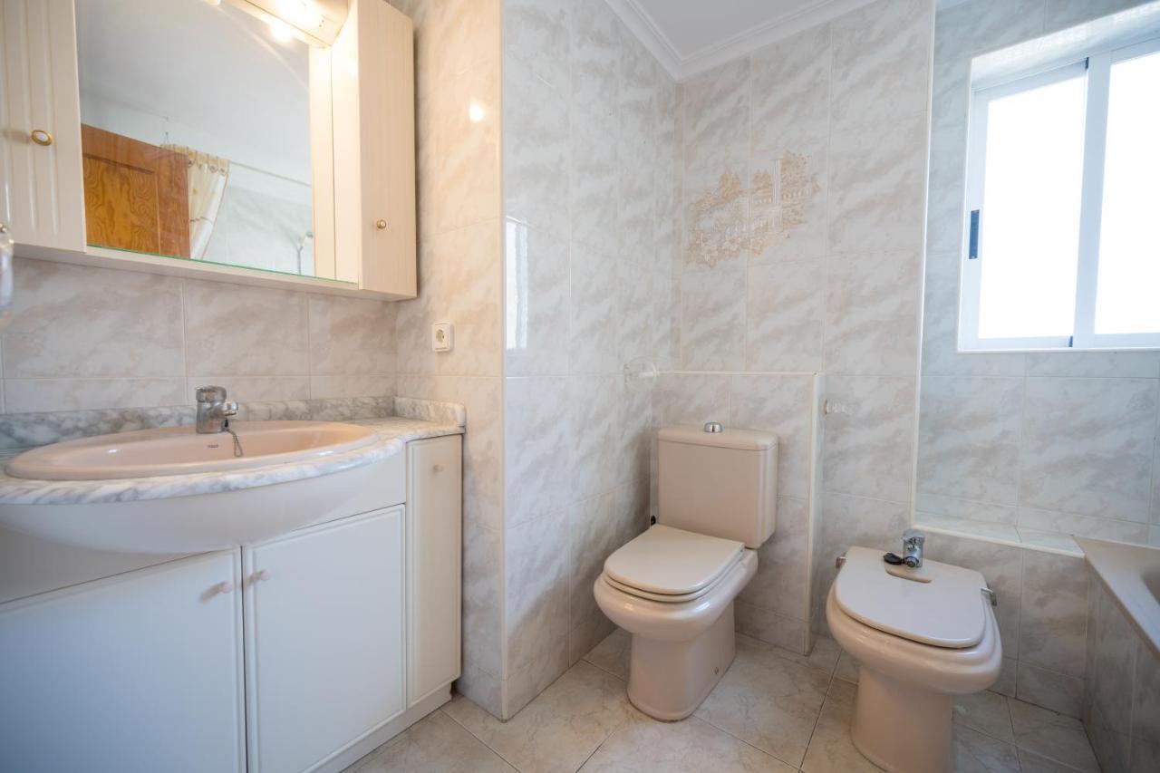 Beautiful 2 Bedroom In Parque Loix 3 Minutes Walk To The Beach Benidorm Buitenkant foto