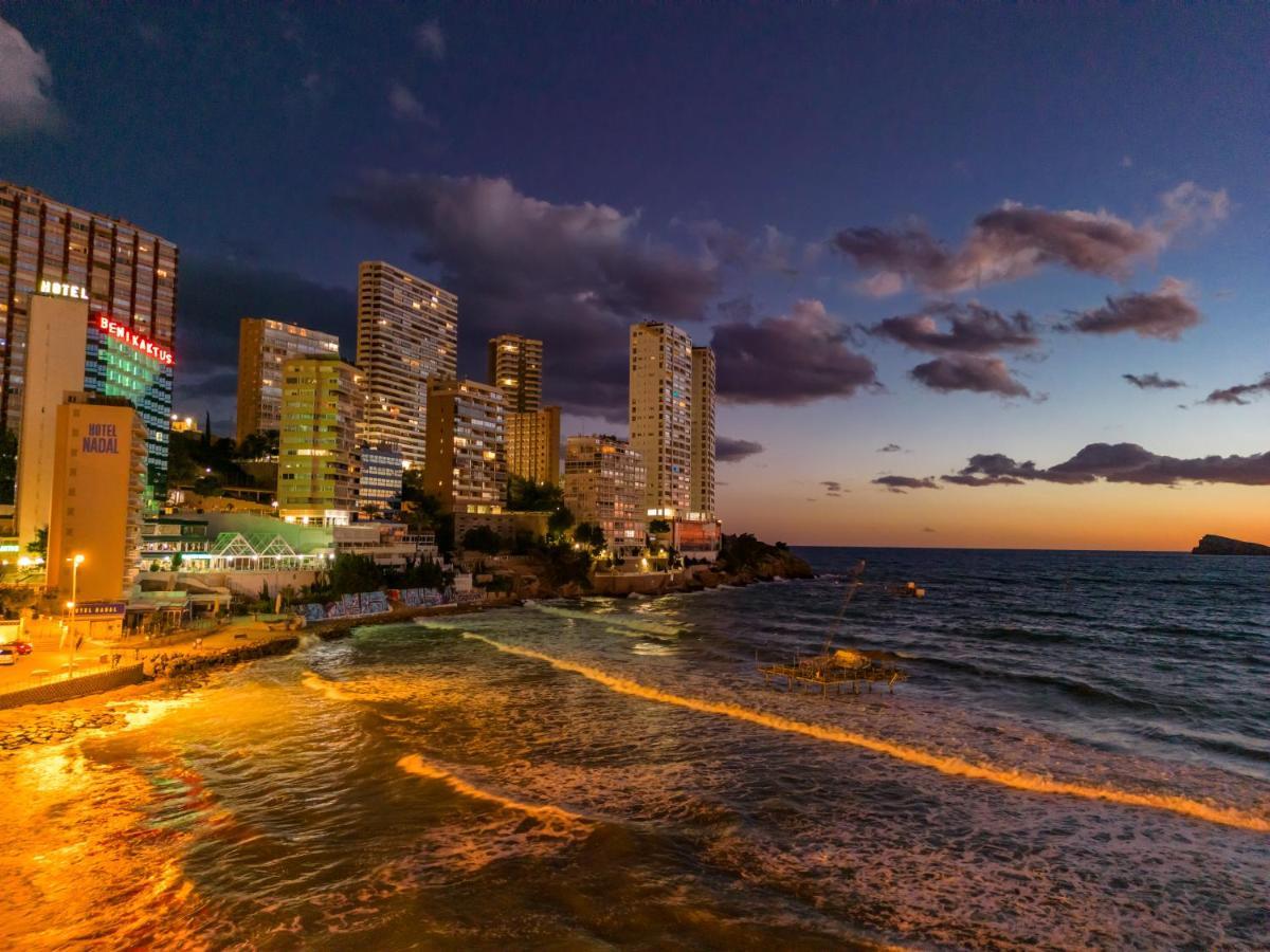 Beautiful 2 Bedroom In Parque Loix 3 Minutes Walk To The Beach Benidorm Buitenkant foto